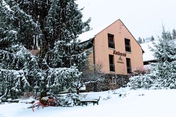 Nagy ház – 600×400 méretben